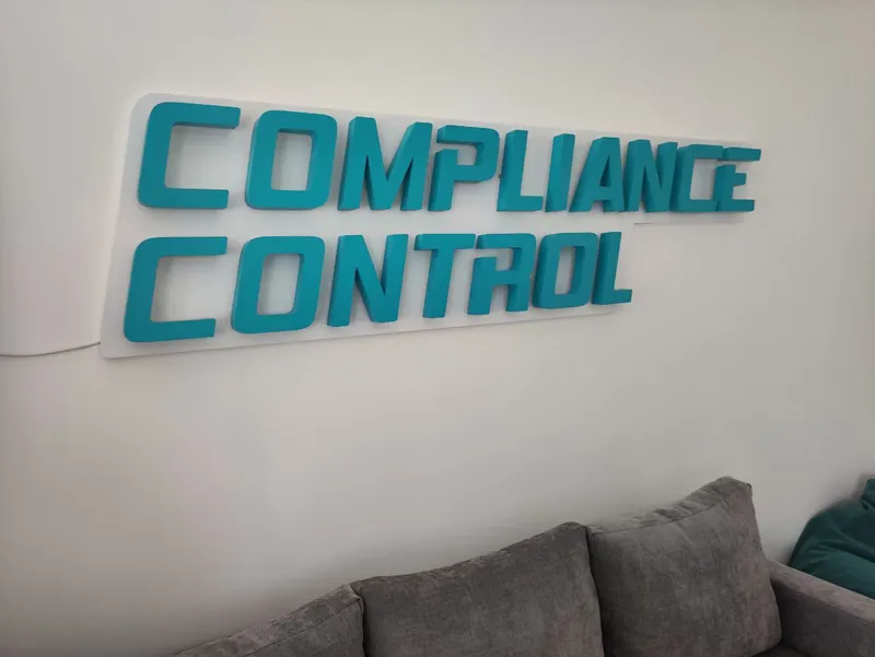 Несветовые буквы Compliance Control — PixelMedia, Алматы