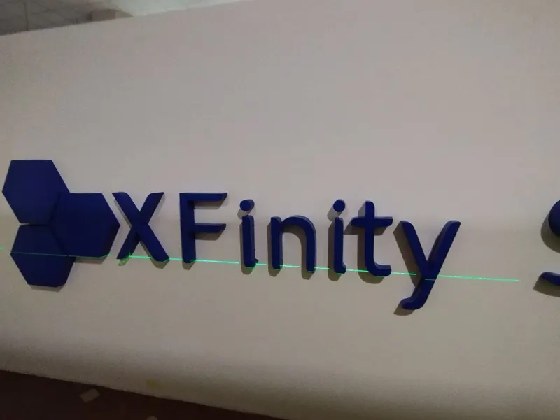 Объёмные буквы XFinity Solutions — PixelMedia, Алматы